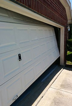 Garage Door Off Track Beaverton Services